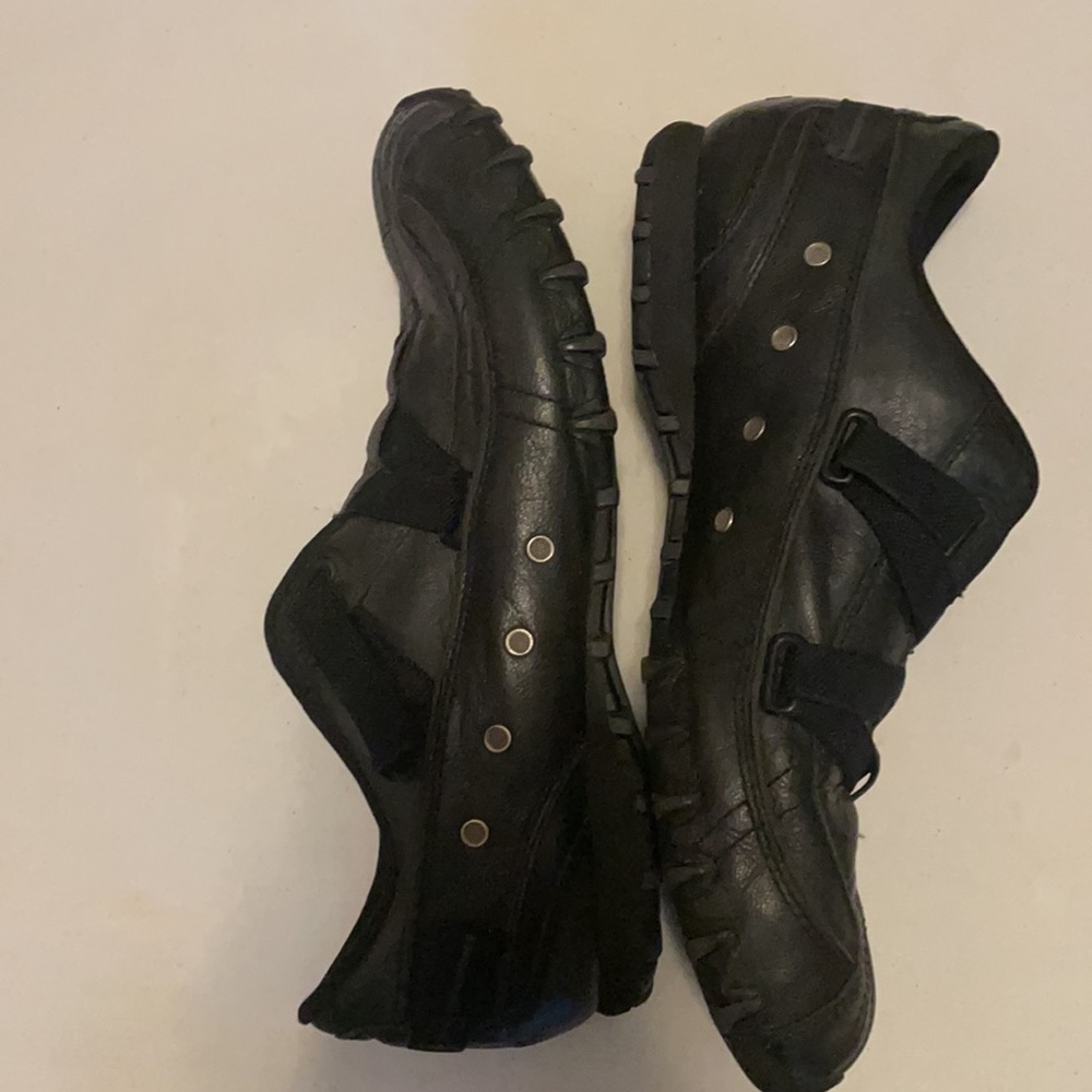Diesel women’s black leather 2000s sneakers SZus 10